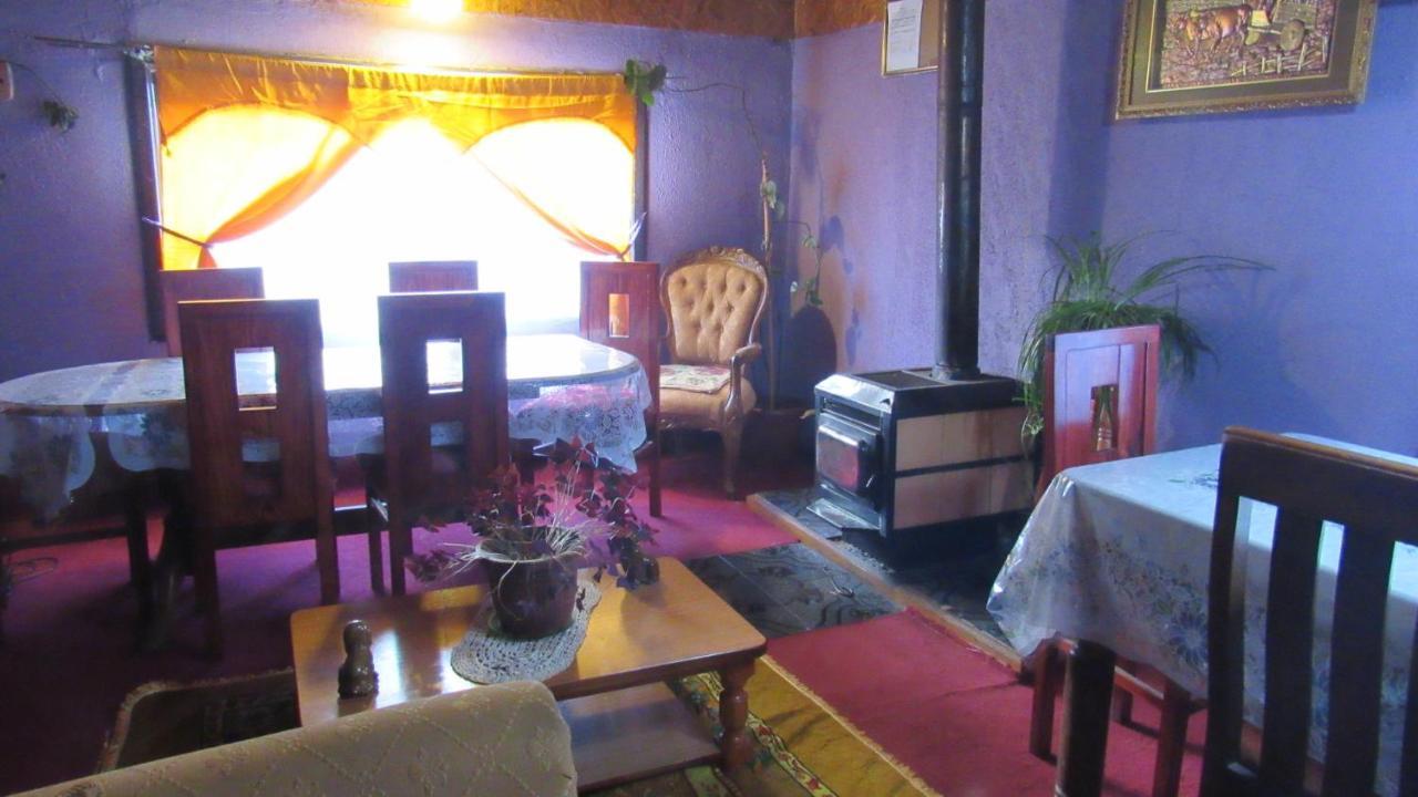 Hostal Y Cabanas Peumayen Puerto Guadal Buitenkant foto