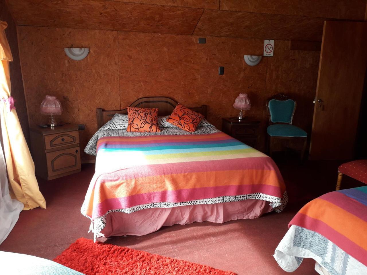 Hostal Y Cabanas Peumayen Puerto Guadal Buitenkant foto